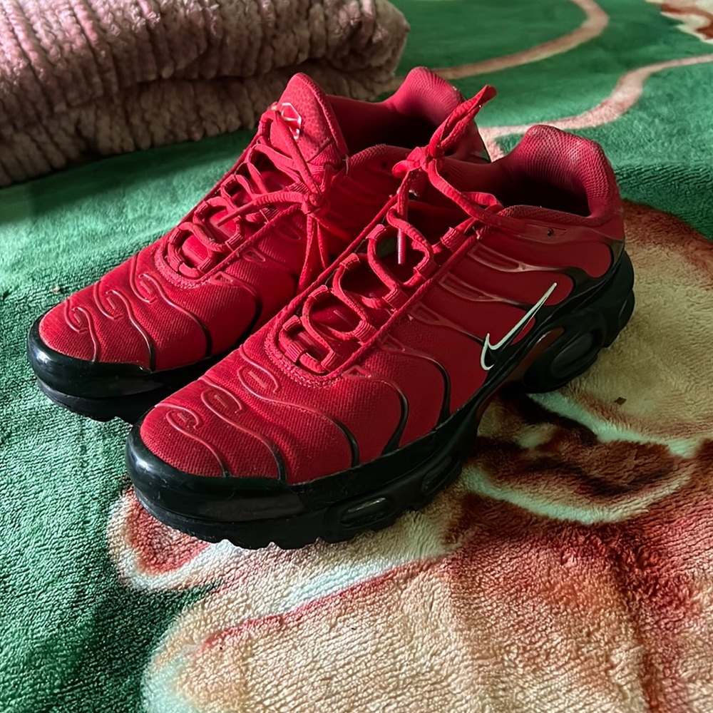 Selling good shoes